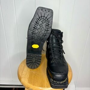 Alico Nordic Norm 75mm Ski Boots Black Vibram Soles Leather Women’s Size 8